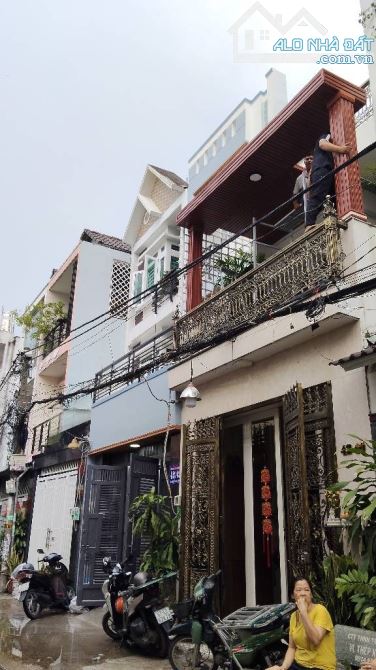 🌹BÌNH TÂN-  5TỶ3   4 x 16  Trệt 2 lầu mai đúc 4PN - HXH 6M đua - KDC HIỆN HỮU
