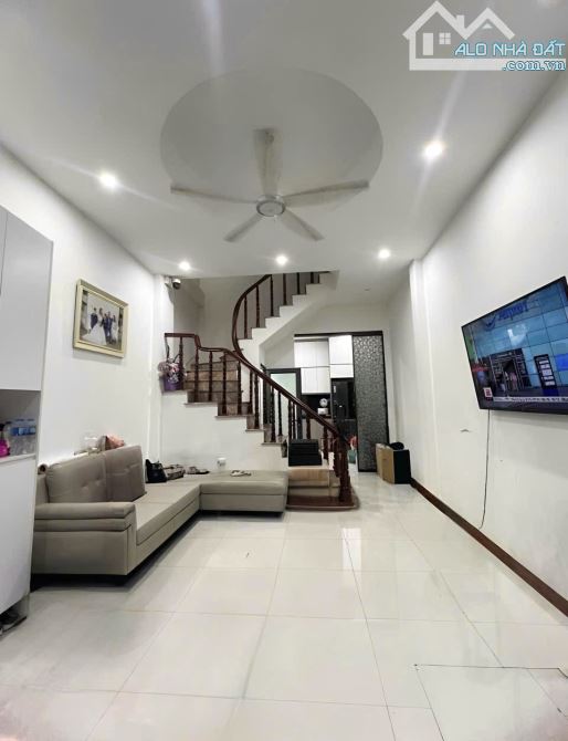 Minh Khai, Gốc Đề- An sinh đỉnh, dân trí cao- 41,5m- 7 tỷ 35