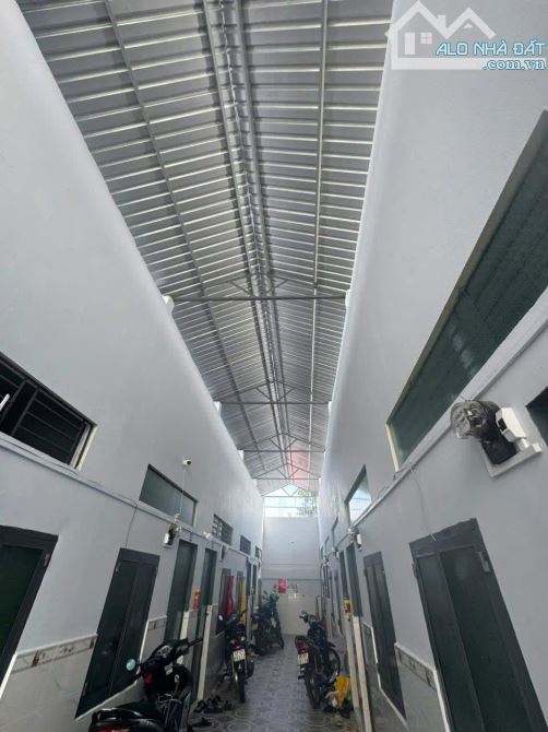 Bán dãy 12 phòng trọ đang kinh doanh gần Hồ Bún Xáng thông qua ĐH y dược Cần Thơ tdt 283m2