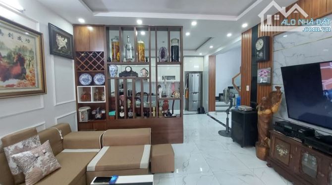 Bán nhà Nguyễn Tường Loan, An Dương, Lê Chân, Hải Phòng. 4 tầng, 55m2, 5,35 tỷ. Ngang 4,7m