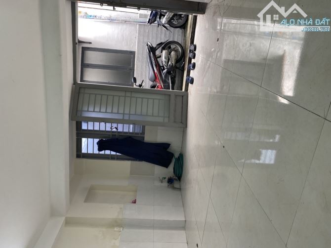 NHÀ 2 TẦNG SIÊU RẺ ĐẸP–VỊ TRÍ SIÊU HOT NGAY CẠNH TRƯỜNG ĐẠI HỌC MARKETTING CHỈ GẦN 4.8 TỶ