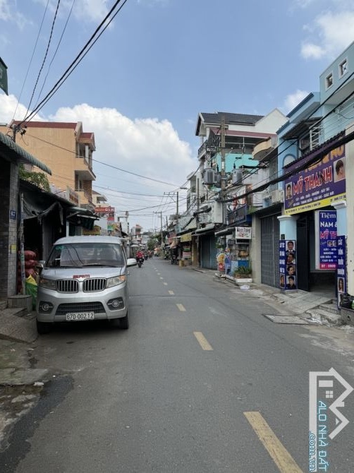MẶT TIỀN TRƯƠNG PHƯỚC PHAN 8 X  25m, GIÁ 14 TỶ .