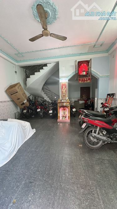 🏘🔥CHDV 7PN HXH TT TÂN PHÚ 82M2, NGANG HƠN 6M, 4 TẦNG, NỞ HẬU HOÀN CÔNG ĐỦ - CHỈ 10.5 TỶ.