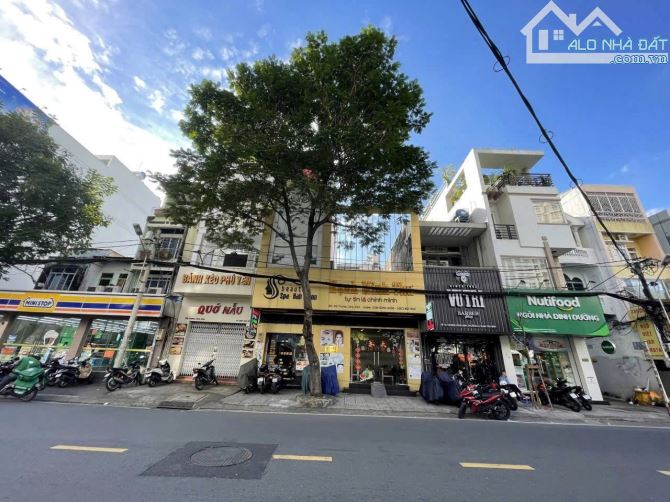 Duy nhất - 12,8x22m - nhà đường Hoàng Việt, P. 4, Tân Bình. Khu sang trọng chỉ 50 tỷ TL