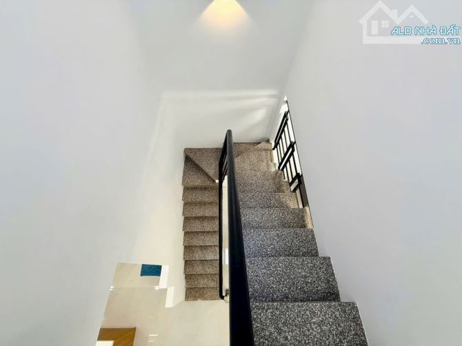 HẺM Ô TÔ, NHÀ NGANG 4,1m, 2 TẦNG, PHẠM VĂN CHIÊU, CHỢ THẠCH ĐÀ, CHỈ 5 tỷ nhỉnh