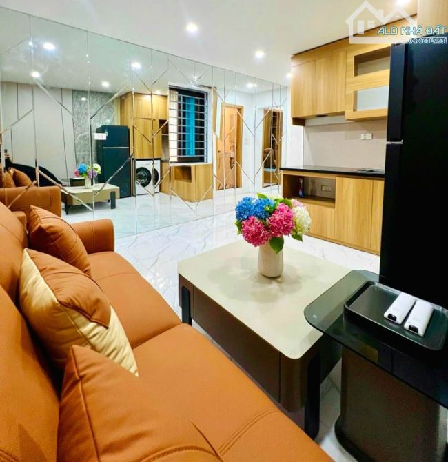 Nhỉnh 2t, Bán nhà 5 T phố Đặng Tất - Quán Thánh gần Lăng Bác, hồ Tây - đường Thanh Niên.