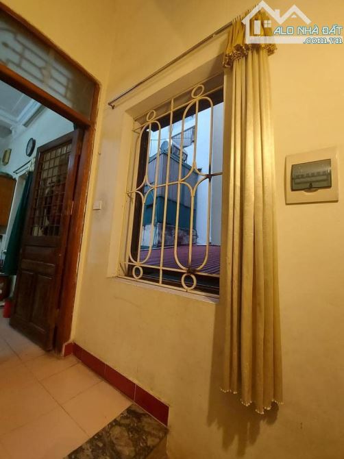 SIÊU PHẨM TÔ HIẾN THÀNH- NHÀ 4 TẦNG GẦN VINCOM- GIÁ CHỈ 8 TỶ.