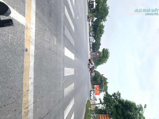 BÁN ĐẤT TẶNG NHÀ ĐẠI MẠCH -ĐÔNG ANH -HÀ NỘI