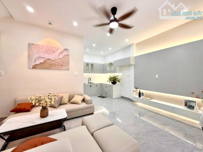 NHÀ 2 TẦNG KIỆT HẢI PHÒNG - NGAY GIỮA LÒNG TP - FULL NỘI THẤT - CHỈ 3TY XXX