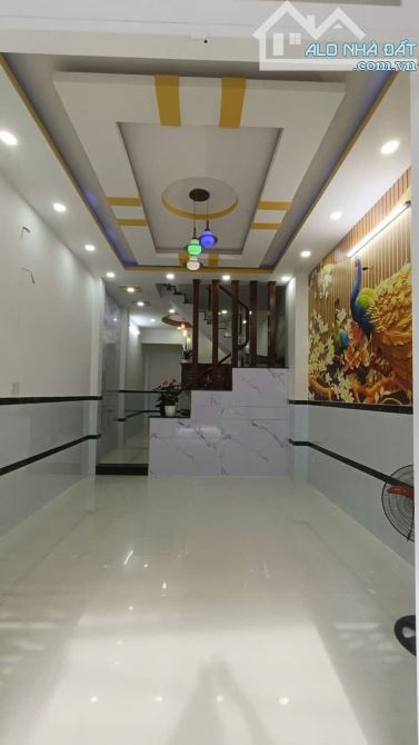 Bán nhà Đ số 8 Bình Tân gần chợ lk 5-6 hẻm 6m thông gần mặt tiền 56m2,4 Tầng 5 tỷ 1