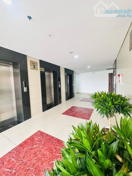 45m Chung cư Đô Thị Nghĩa Đô mặt đường 40m đối diện Startlake 4,9 tỷ