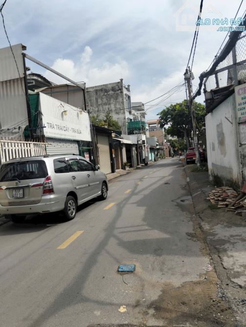 Nhà Rộng, đẹp.Đăc biệt cần bán nhanh. Nguyễn Duy Cung p12 GV. 5×10