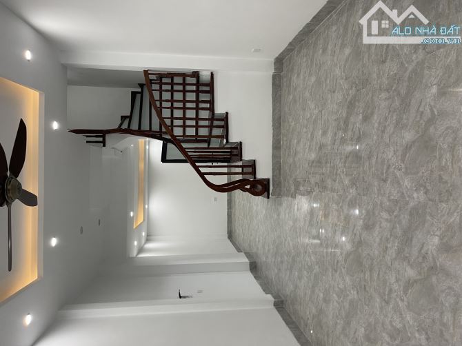 BÁN NHÀ VÂN CANH, 42M2, 5 TẦNG, GẦN Ô TÔ, 7PN, GIÁ NHỈNH 6 TỶ