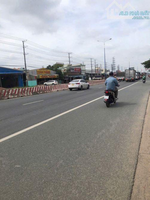 BÌNH NHÂM LÁI THIÊU NHÀ 2 TẦNG HOÀN CÔNG ĐƯỜNG 5 M DT 81 M2 GIÁ 3,3 TỶ - 10