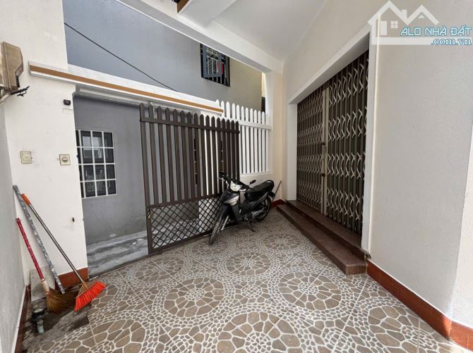 Nhà 2.5 Tầng LÊ DUẪN cách đường đúng 1 cái nhà giá chỉ hơn 5 Tỷ Xxx - 10