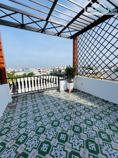 🏡 NHÀ CẦN BÁN DIỆN TÍCH RỘNG, GIÁ RẺ CHỈ NHỈNH 6 TỶ - SỔ ĐẸP HOÀN CÔNG ĐỦ! 📍 Mã căn: NTK - 10