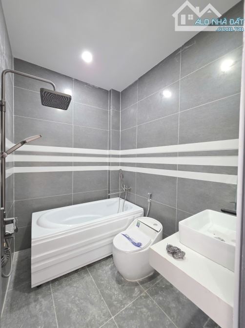 Bán nhà 1 trệt 2 lầu Hoàn Công, p.Bình Chuẩn, Tp.Thuận An chỉ 4,6 tỷ TL M6504 - 11