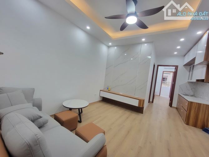 Chính chủ bán căn hộ tầng 16 tòa CT8 Chung cư Đại Thanh 42m có sổ đỏ, full NT, giá 2,55 tỷ - 1