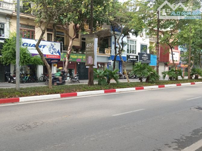 Bán đất Nguyễn Hữu Thọ, chia 3 lô đẹp - 622m2, Mặt tiền 30m, Giá 205 tỷ - 1