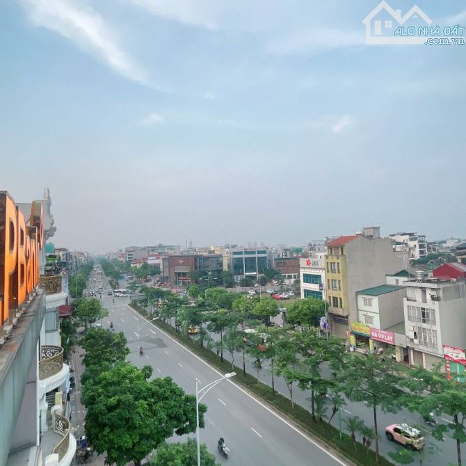 Bán nhà mới Quận Long Biên – 100m², thang máy, kinh doanh, ô tô 2 chiều. - 1