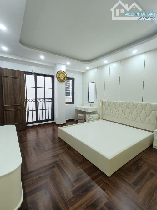 BÁN CĂN NHÀ SIÊU ĐẸP Ở PHỐ MINH KHAI HÀ NỘI VỚI GIÁ 9.85tỷ - 1