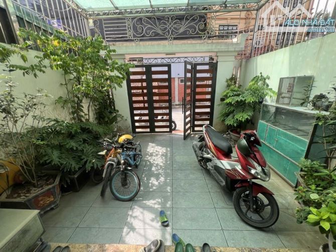 CHỦ CẦN BÁN GẤP NHÀ SIÊU ĐẸP LONG BIÊN - GIA LÂM - 1