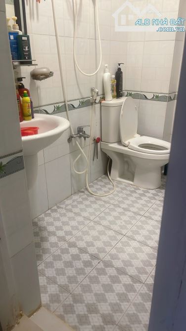 NGUYỄN THỊ TẦN P2Q8 - 5.2X9.2M - CHỈ 6.7 TỶ - MẶT TIỀN THOÁNG XE HƠI CHẠY VI VU - 1