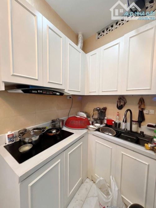 CỰC HIẾM-NHÀ ĐẸP LÔ GÓC-3 BƯỚC RA MẶT PHỐ-QUÁN THÁNH-BA ĐÌNH-CHỈ HƠN 7tỷ - 1