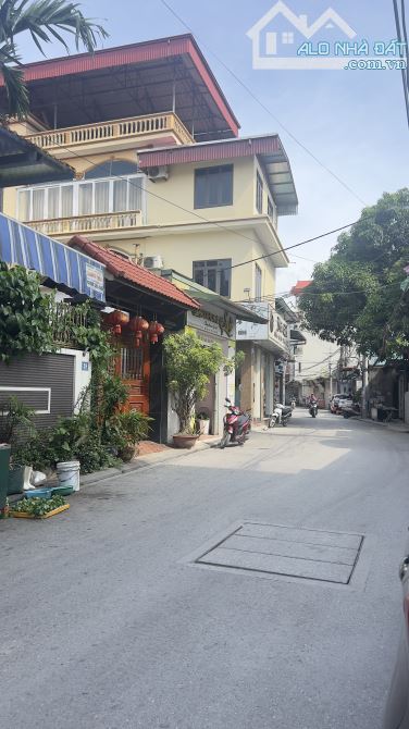 SỔ VUÔNG ĐẸP , Ô TÔ ĐỖ CỬA GẦN CHỢ , TRƯỜNG HỌC KHU CÔNG NGHIỆP.  ✅DIỆN TÍCH : 60m2 Mặt ti - 1
