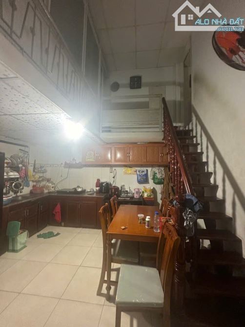 Nhà 1 Trệt 1 Lửng – 85m² , Giá Chỉ 5 Tỷ – Về Ở Ngay- Thới An 15 Q 12 - 1