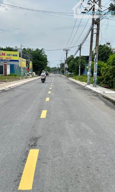 BÁN NHÀ MẶT TIỀN ĐƯỜNG TRƯƠNG THỊ NHƯ – 4x39M – NHÀ CẤP 4 – XUÂN THỚI SƠN-HÓC MÔN-4,9ty - 1