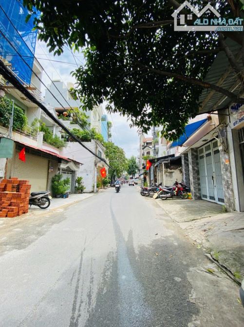 Bán Mặt tiền Hẻm 8m Thông, Gần chợ Tân Sơn, 4m x 17m, 4 Tầng, Có Thang Máy, 12 Tỷ x - 1
