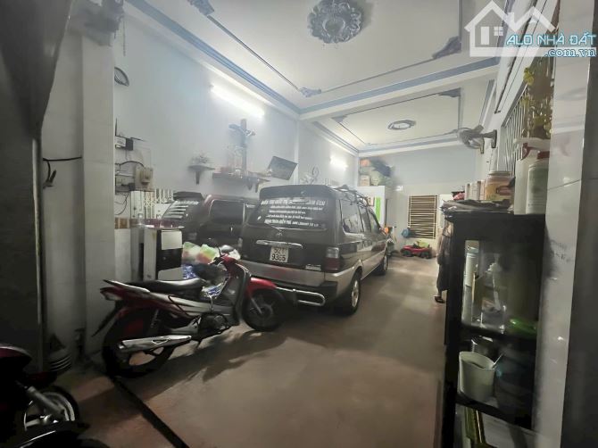 Quận Tân Phú-Nhà đẹp-Hẻm 8M-Giáp Q11-Trịnh Đình Trọng-P.Phú Trung-84m2-4x21-2tầng-3PN - 1
