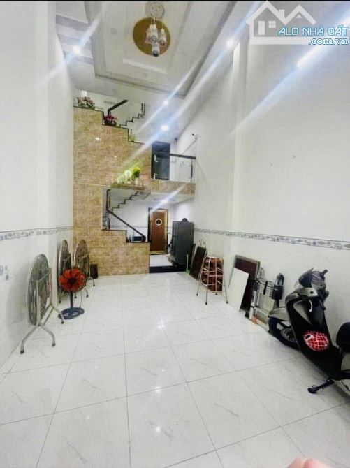 64M2, KHU ĐỒNG BỘ 6M, CỐNG LỞ, TÂN BÌNH, 3 TẦNG, 6 TỶ NHỈNH - 1
