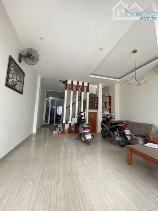 Quận Gò Vấp-Nhà mặt tiền KD-Đường 10M-Đường số 51 Phạm Văn Chiêu-P14-120m2-5x24-3tầng-3PN - 1