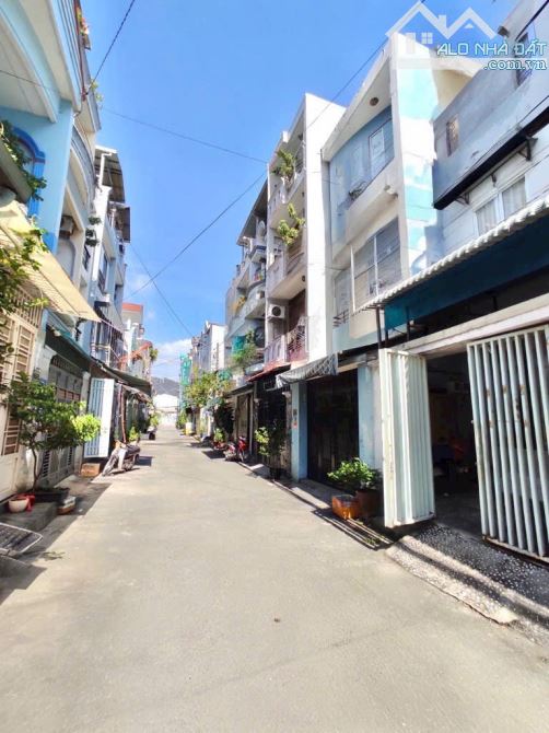 Quận Gò Vấp-Nhà đẹp-Hẻm ô tô 7M-Gần EMART-Phạm Văn Chiêu-P14-118m2 nở hậu-6,5/8,5x16-3tầng - 1