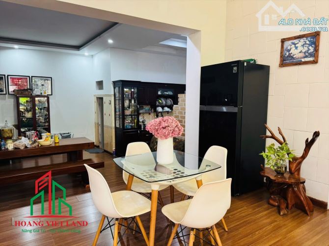NHÀ CẤP 4 MẶT TIỀN TUỆ TĨNH ĐOẠN ĐẦU GIAO VỚI LÊ DUẪN 10x24m - 1