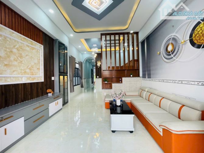 Bán nhà vườn giáp hóc môn, 3PN đường bê tông gần chợ đình - 1