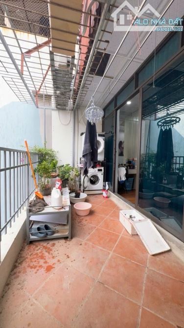 Bán nhà Lò Đúc. 7 ngủ - Mặt tiền 4,6M - nở hậu. Ngõ nông - trước nhà rộng 4M. - 1