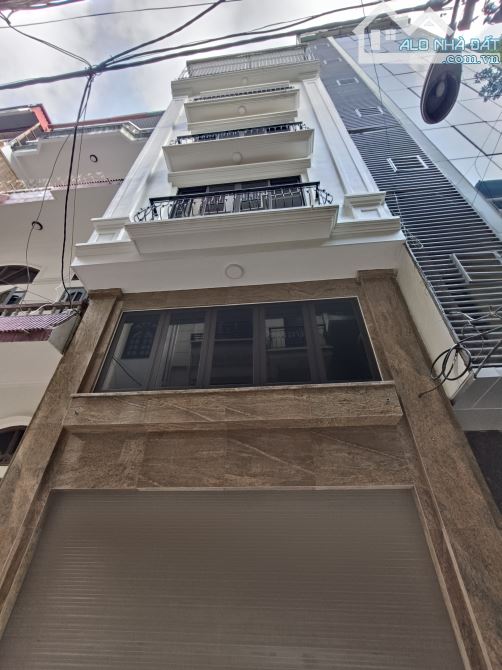 Nhà khu phân lô Hoàng Quốc Việt Cầu giấy, DT 70 M, 7 tầng, gara ôtô - 1