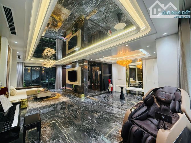 Biệt Thự Cao cấp,Sang trọng,Nội thất 5* ,View Vườn hoa siêu thoáng - Mặt tiền khủng 8m - 1