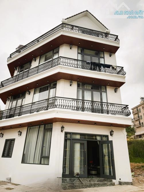 CẦN BÁN CĂN NHÀ MỚI 2 MẶT TIỀN ĐƯỜNG 9m KDC SỐ 5 AN SƠN TP ĐÀ LẠT Nhà Sổ riêng Xd - Dtich: - 1