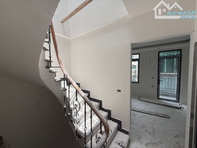 Bán nhà Nguyễn Trãi – Thanh Xuân 41/45m², 4 tầng, MT 4.2m, giá 11.5 tỷ - 1