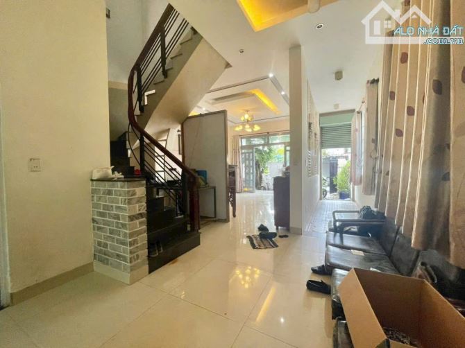 Cho thuê nhà 2 mặt tiền gần bờ kè trường đại học Lạc Hồng - Bửu Long Biên Hoà - 1