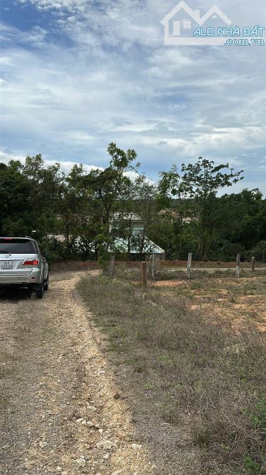 Chính chủ cần bán 20700m2 đã có 10 sổ đất gần Sân bay Phan Thiết, giá chỉ 650 triệu/1000m2 - 1