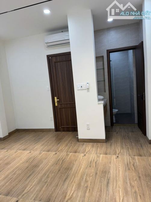 Nhà Mặt Tiền Khu Vip Huyền Quang, Quận 1 – 3 Tầng – Full Nội Thất Cao Cấp – Giá 18.5 Tỷ Tl - 1