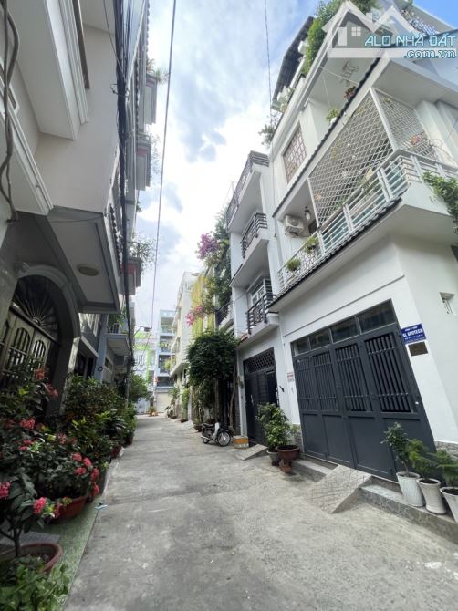 BÁN GẤP NHÀ HẺM XE HƠI HUỲNH THIỆN LỘC , 69M2 , 6 x 11,5 , 2 TẦNG , 4PN . GIÁ NHỈNH 7TỶ - 1