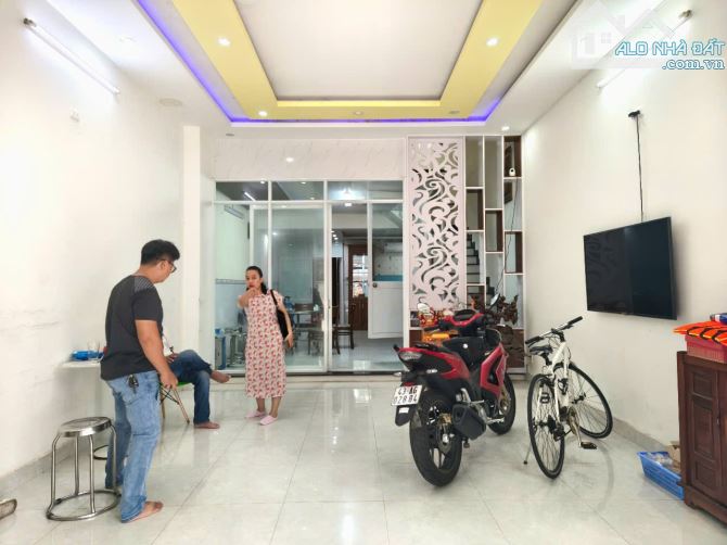 💥BÁN NHÀ 2 TẦNG + TUM - ĐƯỜNG 7,5M MẸ THỨ, SÁT VĂN TIẾN DŨNG, VỊ TRÍ KINH DOANH - HOÀ XUÂ - 1