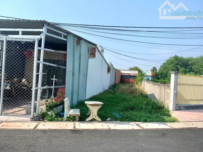 CẦN VỐN MỞ XƯỞNG NAY BÁN GẤP LÔ ĐẤT 150m2 NGUYỄN VĂN TÝ, THỊ TRẤN CỦ CHI GIÁ 500TR, SHR - 1
