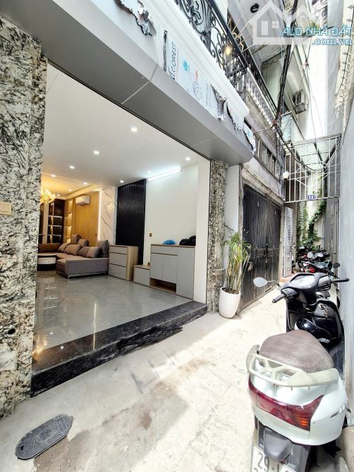 6 tầng thang máy xây mới, 15m Phố Đội Cấn, full nội thất từng phòng thông, 46m2. Giá 15 tỷ - 1
